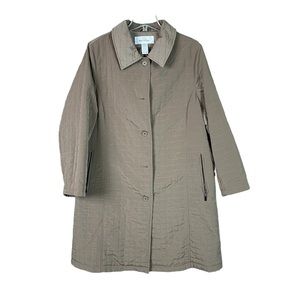 (111) Willow Lane Quilted Coat Size L
